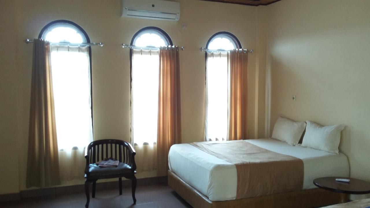 Hotel Ar - Riyadh Kualatungkal Extérieur photo